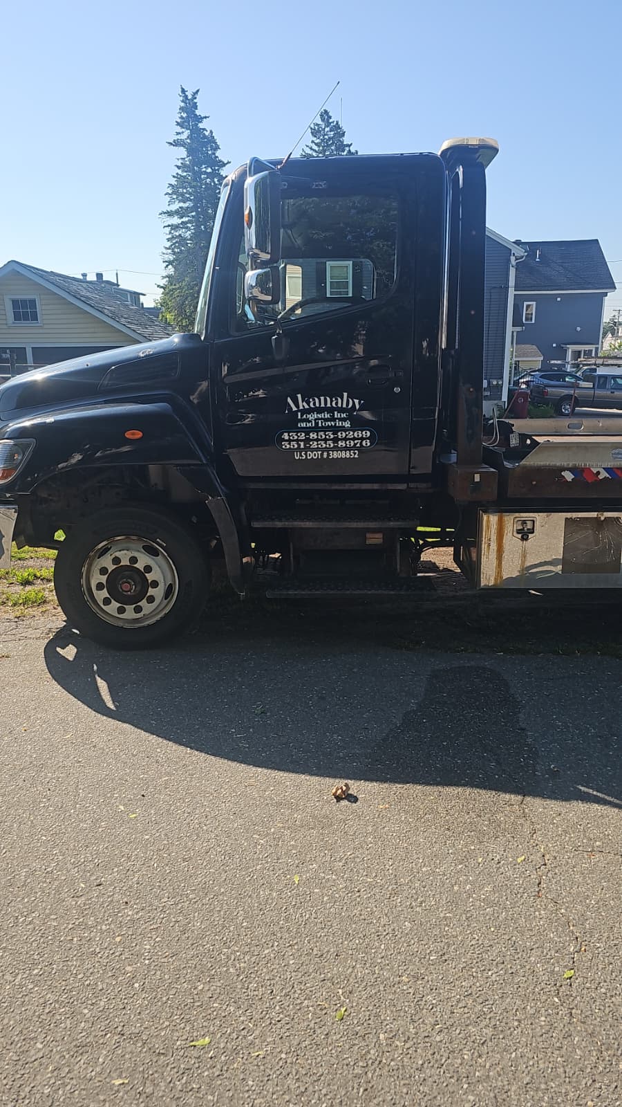 Akanaby Logistics Inc. tow truck in Lowell, Massachusetts